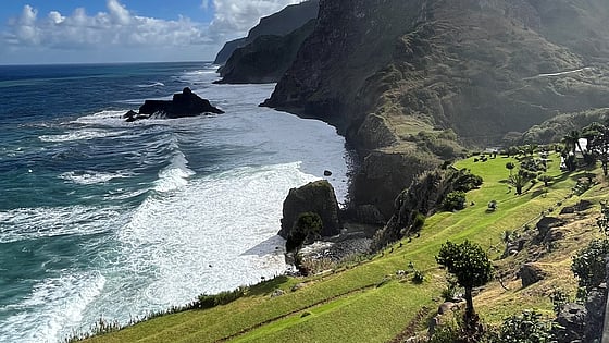 Utsikten över vattnet på Madeira. Foto: Privat