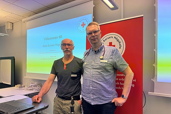 Magnus Frisk och Joakim Lindell undervisade eleverna under sommarhögskolan. Foto: RKH