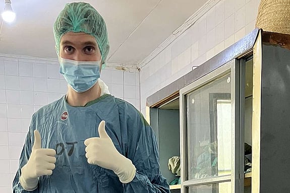 Axel under sina fältstudier i Tanzania. Foto: Privat