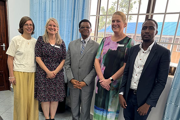 Möte med provosten vid Kilimanjaro Christian Medical University College, professor Ephata Kaaya och professor Susanne Georgsson, rektor vid Röda Korsets Högskola.