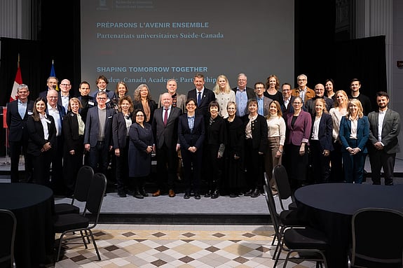 Bild från Ottawa University, rektorer och representanter från Sveriges universitets- och högskoleförbund med representanter från Kanada. Foto: Privat